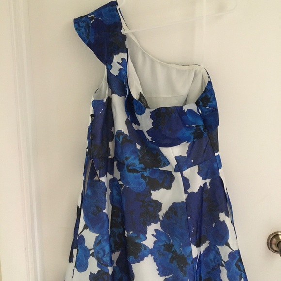 Adrianna Papell A-line One Shoulder Floral Print - Picture 7 of 10